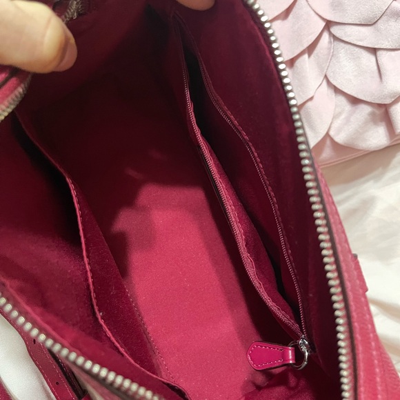 Coach red Rowan satchel ALMOST BRAND NEW - Picture 2 of 5